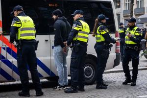 每日邮报统计球迷被逮捕次数排行：曼市双雄分列二&三 利物浦第十