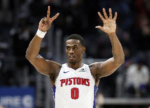 高效两双！杜伦11中8砍下22分12篮板 得分创赛季新高