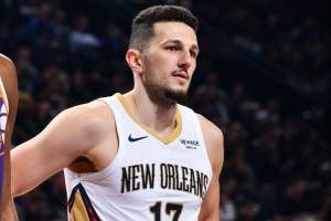 菜鸟丨鹈鹕马特科维奇19分8板&米西16分9板 克内克特仅登场4分钟