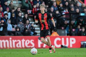 解约金6000万欧！每体：皇马想签19岁后卫怀森，后者给出积极回应