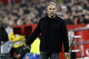 弗里克：比赛的时机不理想，我们还因奥尔莫受伤付出了高昂代价