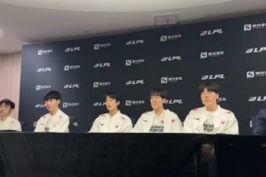 Shanks对战TT看Flander奋力推基地：没什么感觉，就感觉不该死吧