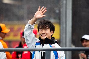 不会有大挪移了？红牛顾问马尔科：角田将在大红牛待到赛季结束