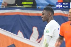 马莱莱第99分钟失点！朱鹏宇替补造点，马莱莱罚丢