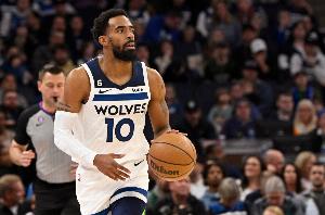 康利：我们需要每个人都做出积极贡献 这样全队的士气才会高昂