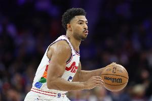 纯纯尽力局！格莱姆斯18中10得28分3板2助 最后3分半独得14分