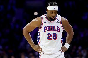 拼尽全力！亚布塞莱15中8拿到19分4板4助3断 罚球4中3