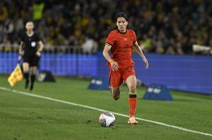 马德兴：奥运女足扩军后中国女足遇历史良机 但依然面临严峻形势