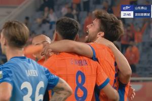 打花了！泰山22分钟3-0领先新鹏城！克雷桑助攻泽卡破门