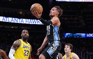 特雷-杨生涯91次单场30分10助历史第4 大O断档第1老詹哈登并列第2