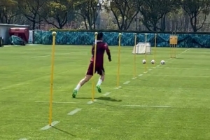 复出已不远？武磊晒康复训练视频：跑起来了