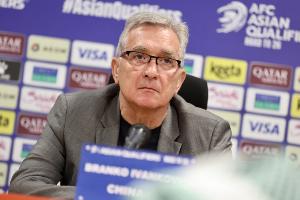 共有21座城市申办国足18强赛主场，长春、海口、温州5次均陪跑