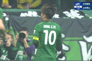 国安6-1领先泰山！杨立瑜助攻双响，34岁张稀哲打入赛季首球