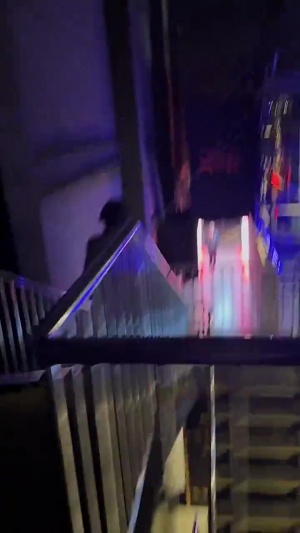 iG分享绝地翻盘战胜JDG的后台反应：Daeny教练冲出休息室迎接队员