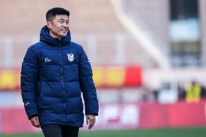 李国旭：下半场我们犯了两个错，年轻球队这是必须经历的过程