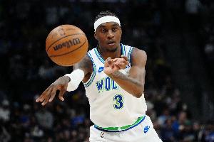 表现优异！麦丹：我就是带着自信上场 我知道所有队友都信任我