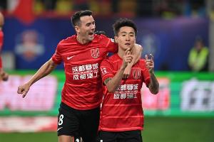 强度有提升！本赛季中超前8轮，有5轮出现跑动突破1.3万米的球员