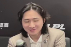 你俩画风不太一样啊！Daeny教练求下手轻点 GALA要重拳出击老朋友