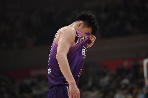 首发也只打了15分钟！陈国豪4中3拿到11分 三分1中1