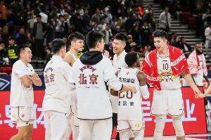 杨毅：北控主场没有人骂街&相互攻击 距离在北京真正扎根还需时日