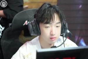 RNG情何以堪LGD下路Shaoye：把自己菜笑了 对线沟通还要加强