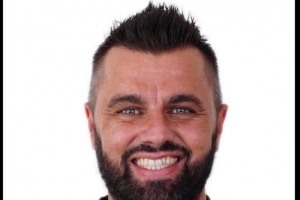 莱切理疗师突然离世，意甲官方悼念：与逝者家属&俱乐部&球迷同在