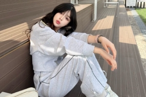 Doinb妻子糖小幽晒照：换身休闲运动装，走向更美好的未来！