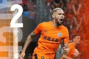 云南玉昆2-3不敌上海海港，全队在落后的情况下战斗到最后一刻