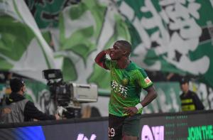 东体：法比奥多次咨询归化可能性&无关金钱 无法归化让他非常遗憾