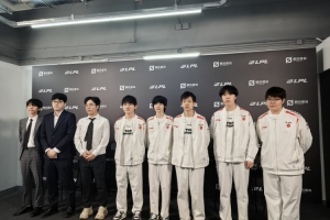 TES赛后群访 教练：第一把对面准备充分 后面知根知底就顺利拿下