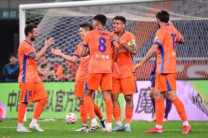 鲁媒：中超前四本轮捉对厮杀，泰山队应抓住机会缩小分差