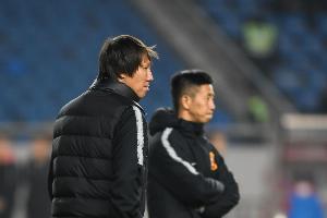 媒体人：李铁希望证明自己不是“国家工作人员”，从而申请减刑