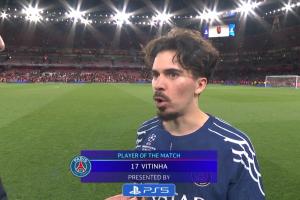 节拍器！官方：维蒂尼亚当选巴黎客场1-0阿森纳全场最佳球员