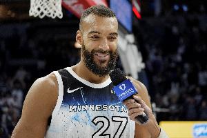 如入无人之境！戈贝尔肆虐内线 半场10中7爆砍15分8板1帽