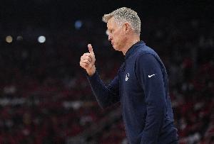 科尔：G7是很特别的 氛围截然不同 有点像激烈的近身搏斗