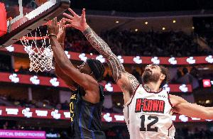 亚当斯：事情不需要搞得太复杂 打得专注时胜利自然水到渠成