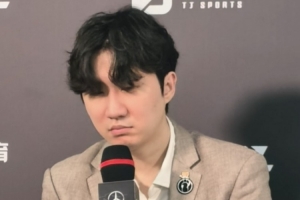 合着新版本只关注巢虫了？iG教练：关于巢虫的时间改动说了很多