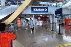 被停赛1场！跟队记者：克雷桑随队到云南，却不上了