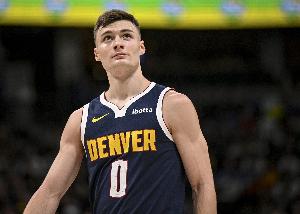 活力无限！布劳恩15中8拿到21分5板4助1断 三分5中3