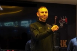 小阿德尔曼更衣室演讲：现在唯有自豪 伟大的系列赛 伟大的对手