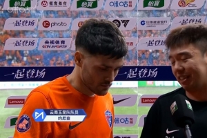 约尼查：我个人在场上什么都做不到，全队团结一致拿下3分