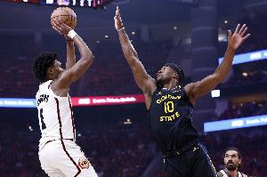 勇士抢七客场净胜火箭14分~火箭罚球21中15 阿门6中6 勇士9罚7中