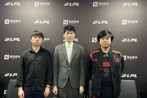 FPX赛后群访 教练:队伍整体状态没有之前好 解决问题同时兼顾比赛