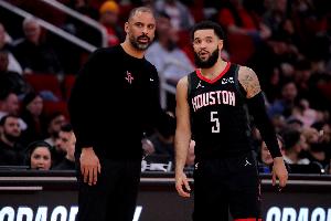 乌度卡：范弗里特是我们成长过程的重要部分 我喜欢他所做的一切