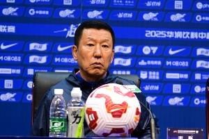 泰山跟队开播抱怨：我报道问心无愧，崔康熙莫名给我翻旧账