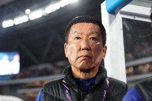 鲁媒：泰山对玉昆后手似乎全无防备，崔康熙正逐渐失去掌控力