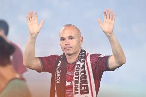 日媒：伊涅斯塔将再度造访日本，参加巴萨vs皇马五人制传奇赛