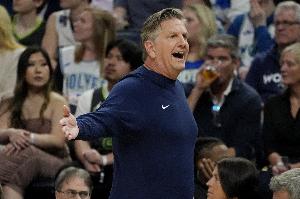 美网友群嘲芬奇抱怨：纯纯浦西！要是打火箭你不得起诉？