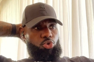 詹姆斯：被淘汰后我经历了所有情绪 回想我本可以做得更好的地方