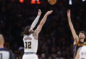 名场面之背景板！戈登绝杀和绝平的瞄准镜都是切特 后者3战看两次